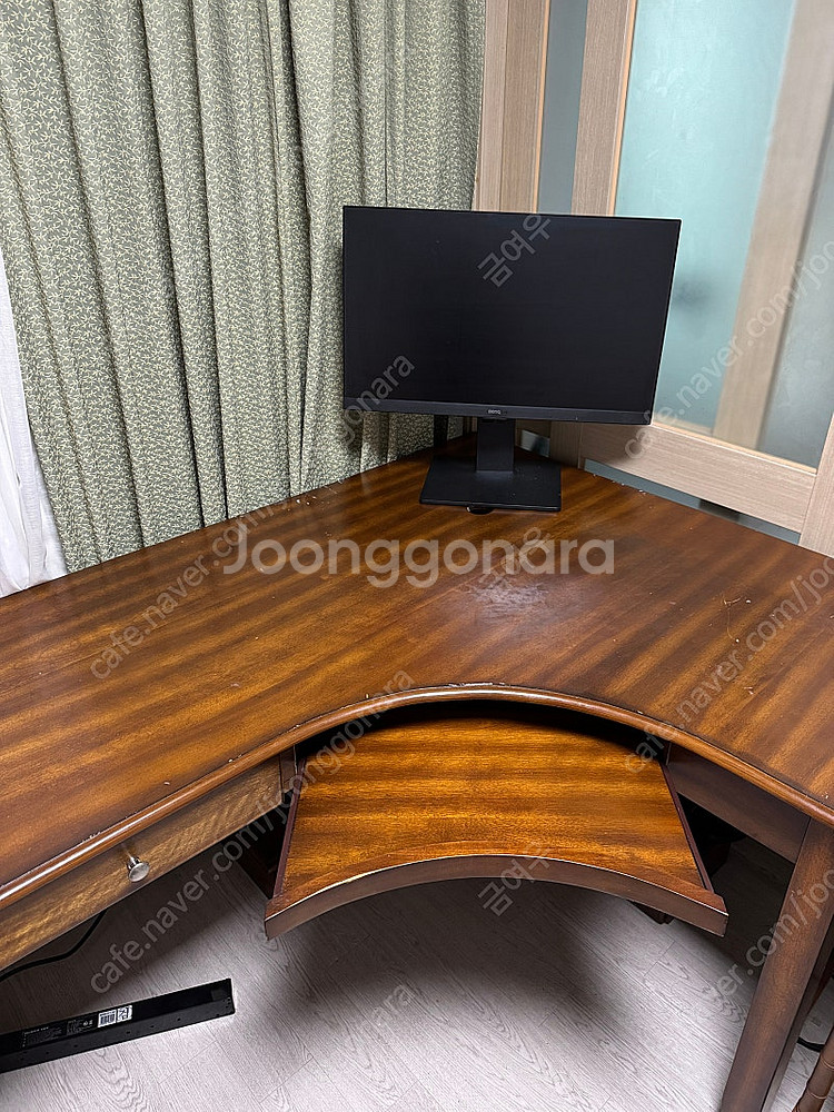엔틱 가구 수입 1500 코너 책상 팝니다--1