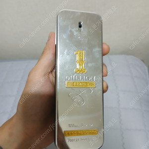 파코라반 원밀리언 럭키 100ml 택포7만원팝니다