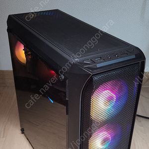 게이밍,다용도 컴퓨터 데스크탑 PC 본체 팝니다.