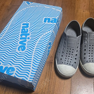 네이티브 제퍼슨 그레이 j3 . 택포 2만