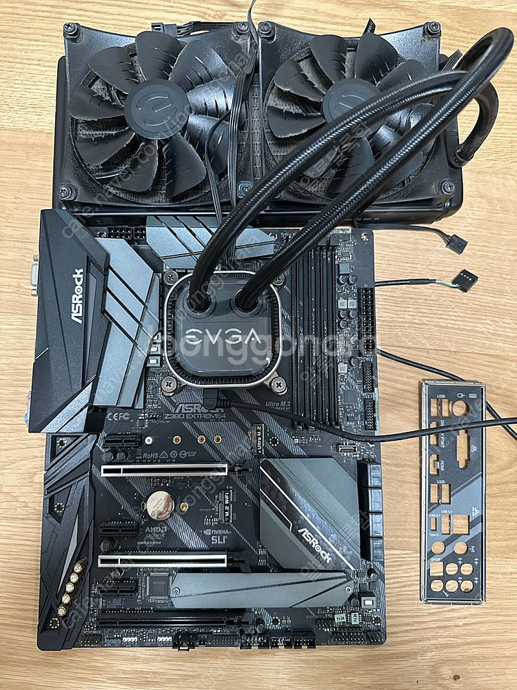 [부품] i7-9700K / Z390 / RTX 207...--0