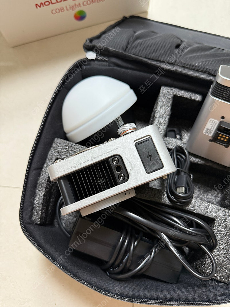 ZHIYUN MOLUS X60 RGB 콤보 팝니다--5