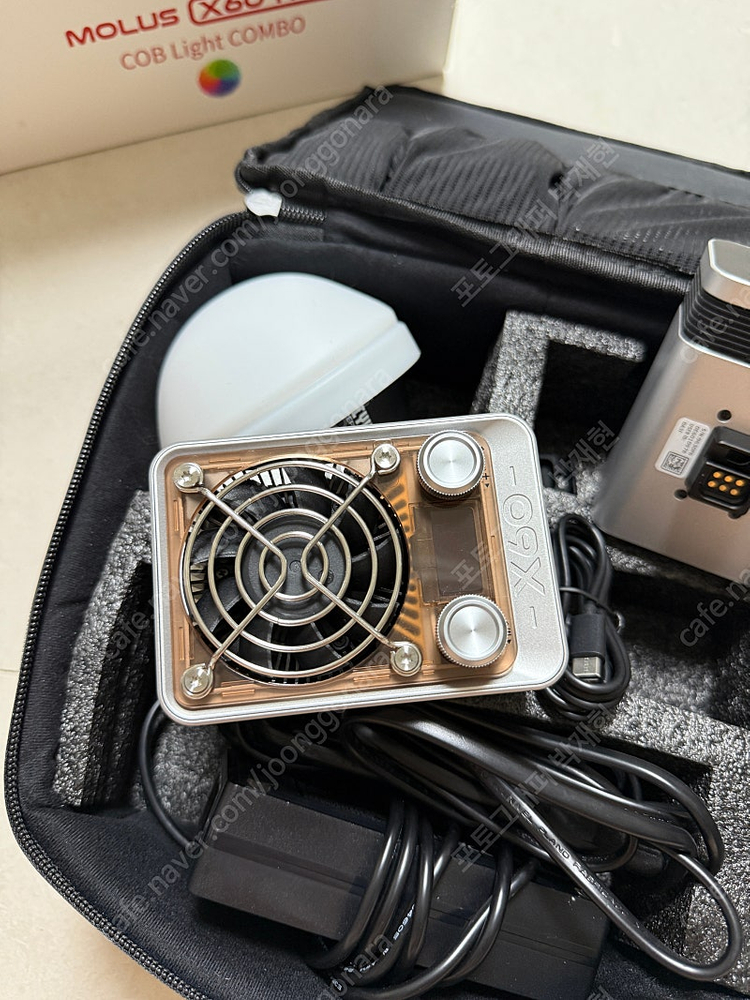 ZHIYUN MOLUS X60 RGB 콤보 팝니다--9