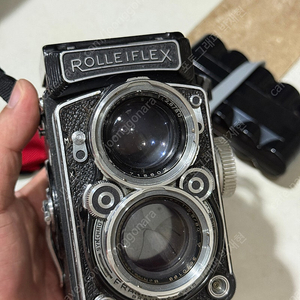 롤라이플렉스 2.8C Type 2 슈나이더 제노타 중형 필름카메라 팝니다 Schneider-Kreuznach Xenotar 80mm f/2.8