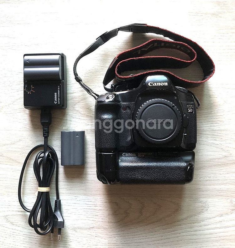 정품 케논 5D 세로그립 75-300렌즈--0