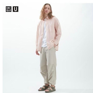 유니클로 U 와이드핏 파라슈트 팬츠