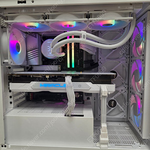 i9 13900k RTX 4080 Super 고사양 게이밍 본체 팝니다.