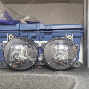 qm3 sm5 sm6 led 안개등 팝니다.