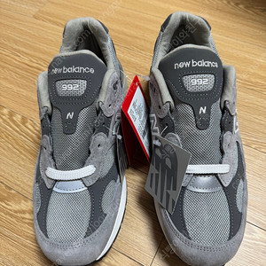 뉴발란스992 260 새상품 판매합니다