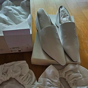 마르지엘라 스티치 슈즈 베르사체 구찌 버버리 펜디 샤넬 맥퀸 지방시 생로랑 스니커즈 신발 플랫슈즈 구두 부츠 정품 신품