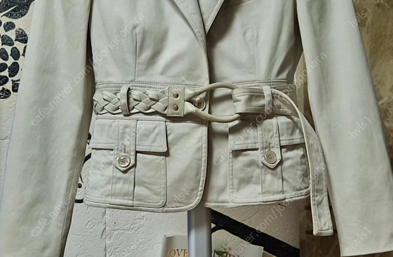 구찌 정품 벨트 자켓 판매합니다--2
