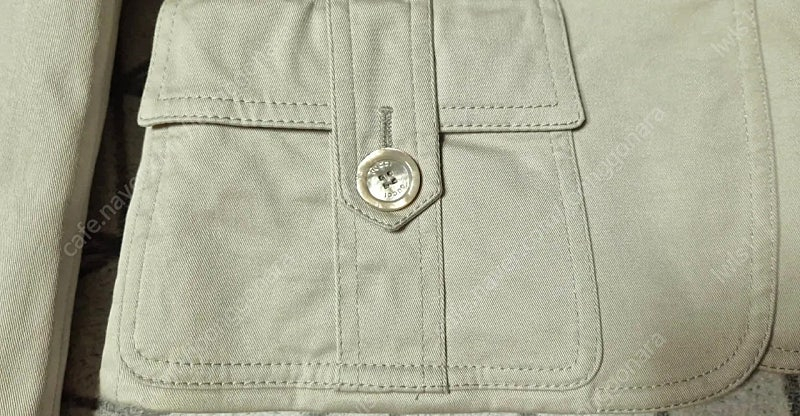 구찌 정품 벨트 자켓 판매합니다--8