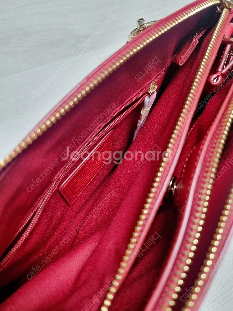 (가격인하) 코치 Coach 캐리올 레더크로스백 레드 가방 핸드백 (토트백)--2