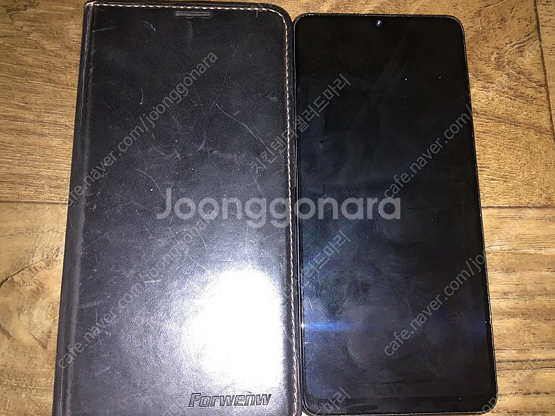LG 유플러스 갤럭시 A32 블랙 단품 팝니다.--0