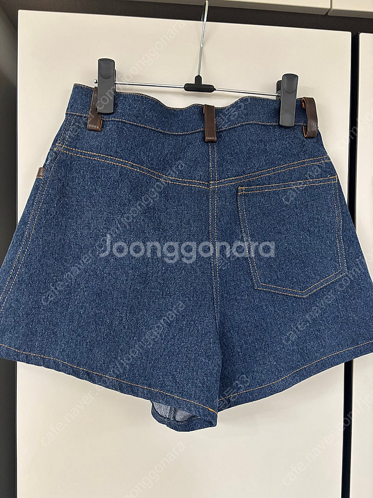 산드로 데님자켓과 반바지 셋업 판매해용--6