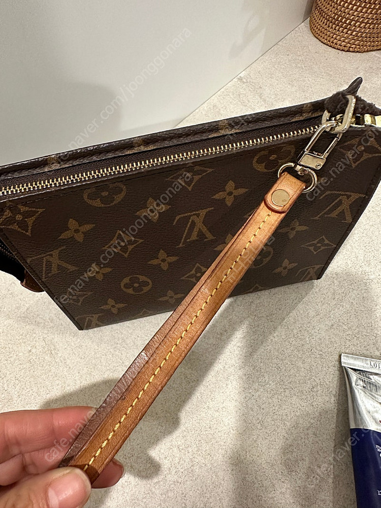 루이비통토일렛19--2