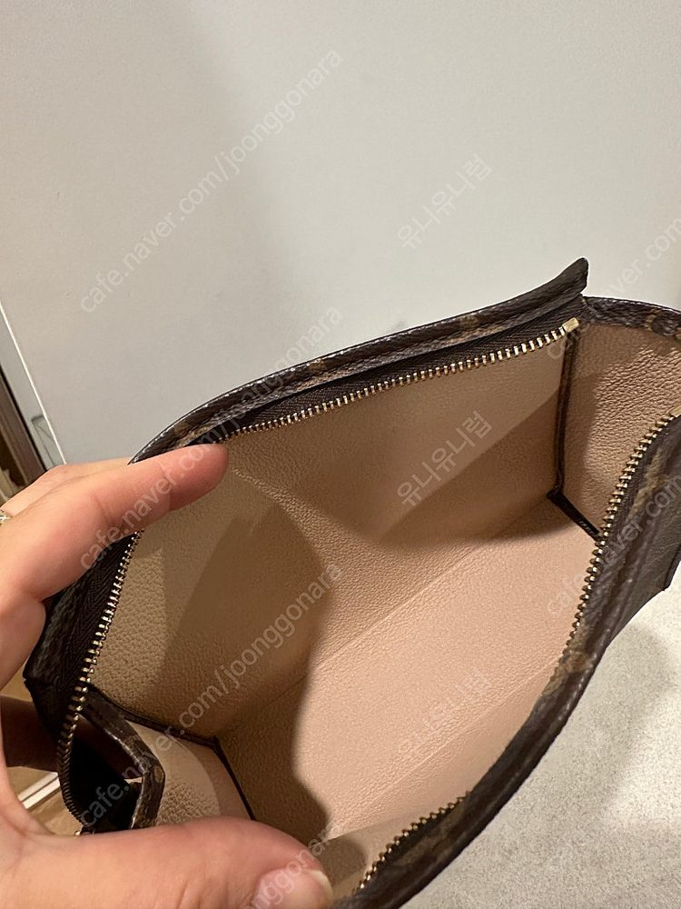 루이비통토일렛19--3