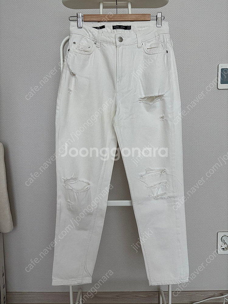 새상급 Bershka 버쉬카 디스트로이드 데님 청바지--1