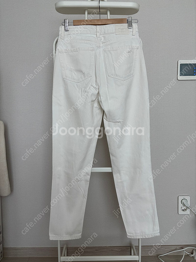 새상급 Bershka 버쉬카 디스트로이드 데님 청바지--2