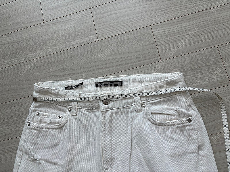 새상급 Bershka 버쉬카 디스트로이드 데님 청바지--8