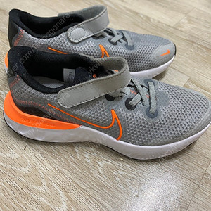 나이키 키즈 운동화 200mm(새제품)