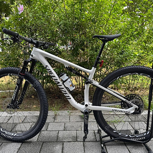 스폐셜라이즈드 에픽 풀샥 MTB 자전거