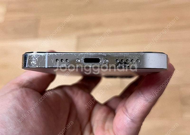 아이폰12프로 512GB 실버 팝니다 (카메라무음,하자...--6