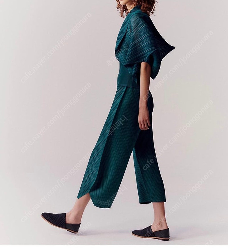 미 이세이미야케 반목 스트레치 파우더핑크, 플리츠플리즈 팜 볼레로 다크그린 묶음--4