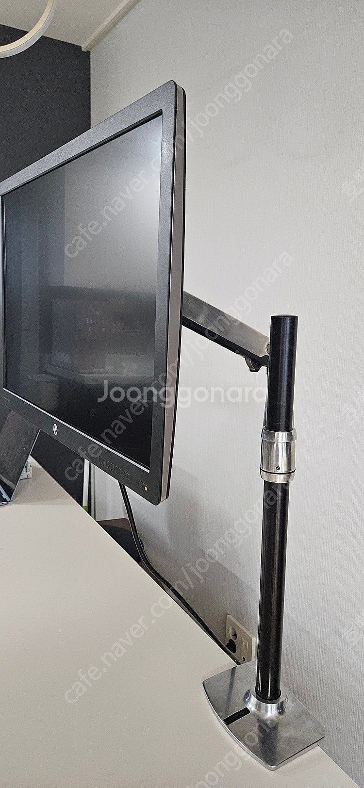 HP E242, 어고트론(Ergotron) 모니터암 셋...--3