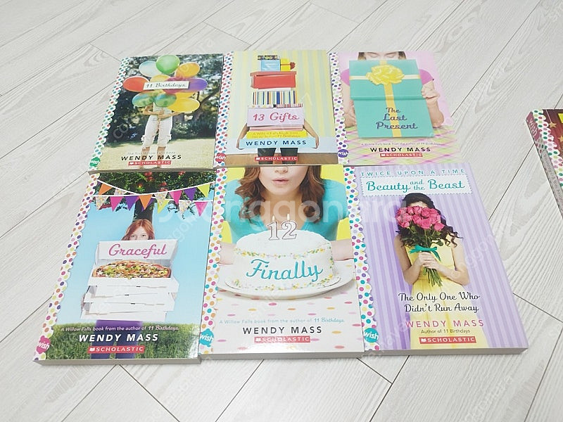 Wendy mass / willow falls book...--0