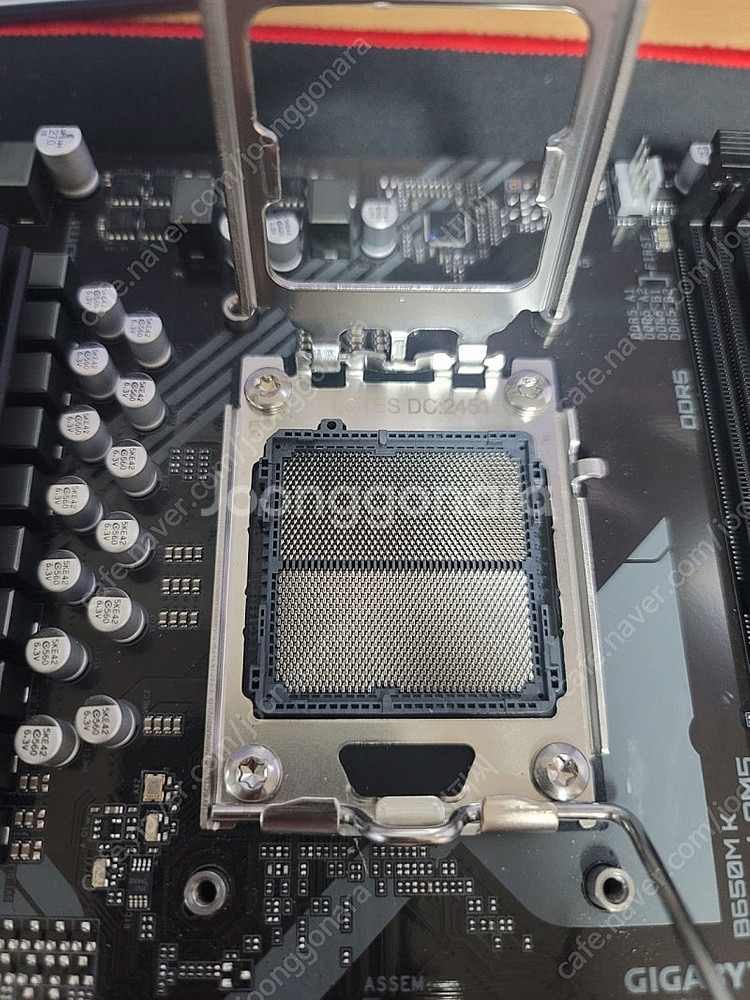 기가바이트 B650M K 팝니다.--2