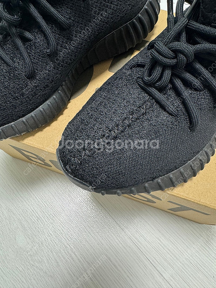 이지부스트 YEEZY BOOST 350 V2 브레드--1