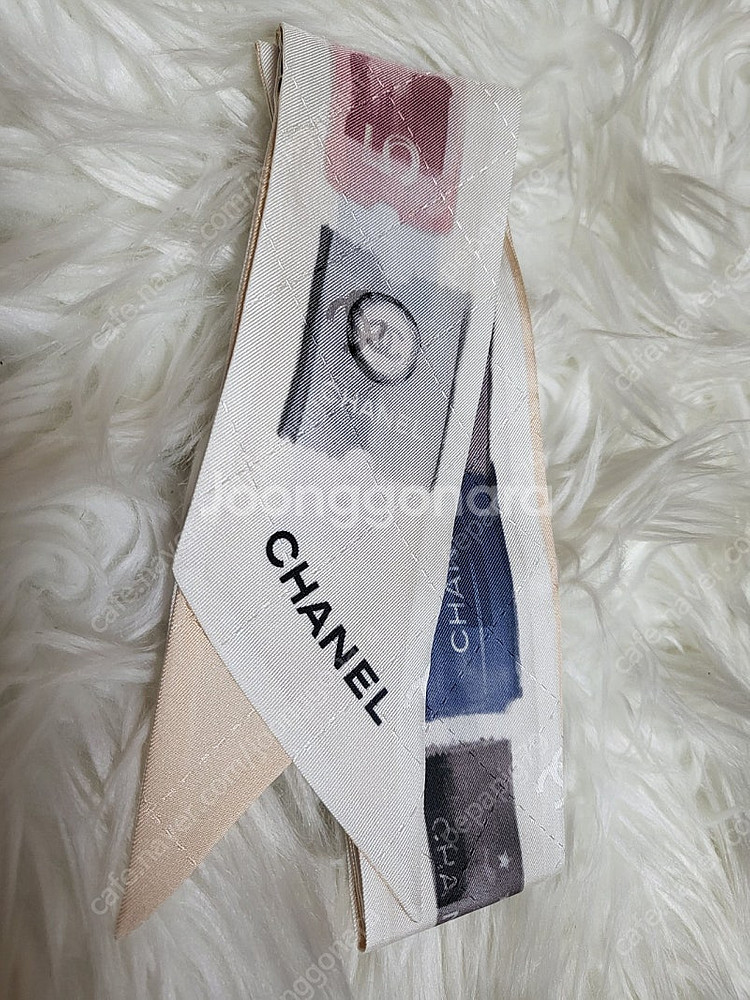 샤넬 트윌리 방도 스카프 에크루/라이트베이지/멀티컬러--8