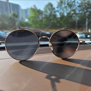 지방시 여성선글라스