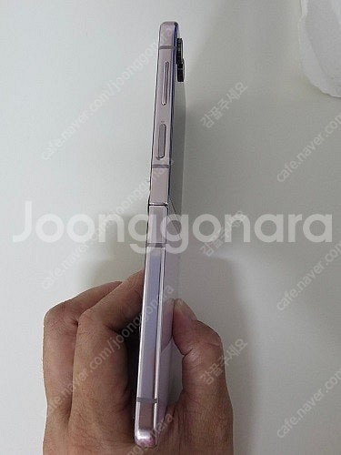 갤럭시Z플립5 라벤더 512기가 전체수리 제품 팝니다--1