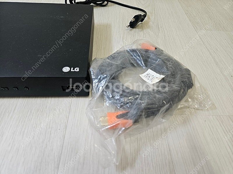 LG UBK90 블루레이 플레이어 2022년제조--2