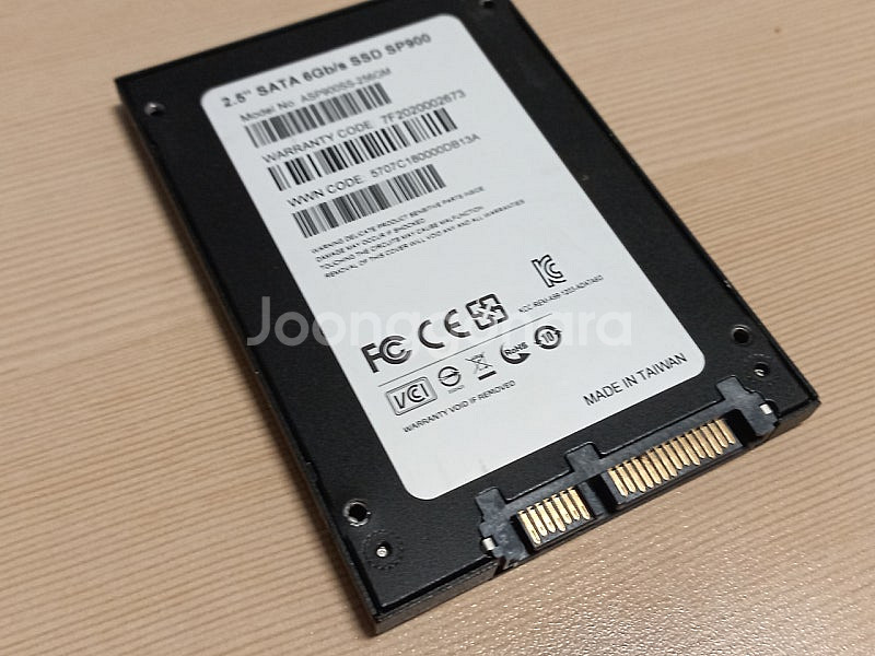 SSD 256GB ADATA SP900--2