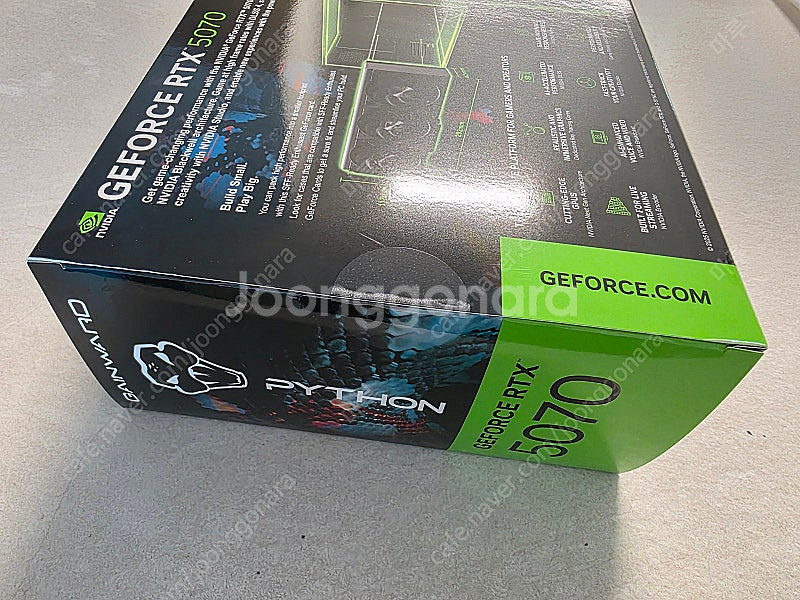 게인워드 RTX 5070 파이썬 그래픽카드 미개봉--4