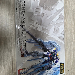 RG 프반 1/144 윙 건담 제로 EW 펄 글로스 버전 택포 60,000원