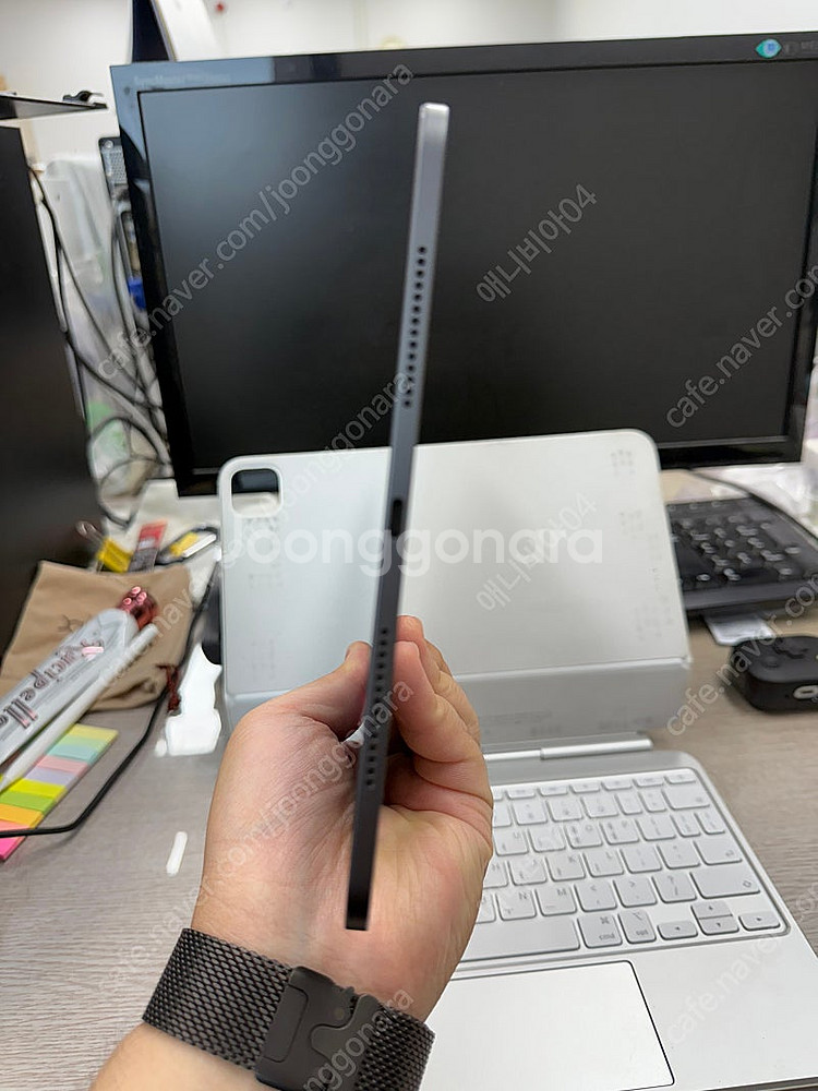 아이패드프로11 m4 wifi 256+정품 매직키보드+...--2