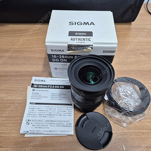 시그마16-28 f2.8 소니fe용 풀박스 팝니다