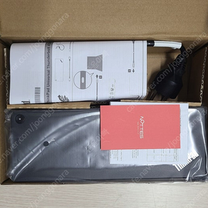 [Lenovo] ThinkPad Universal Thunderbolt 4 Dock 135W 풀박스 (40B00135AE)