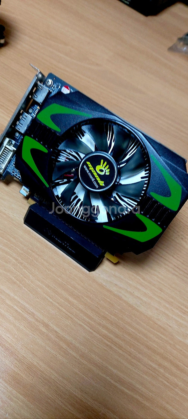 지포스 GTX750 1G 그래픽카드 판매합니다.--0