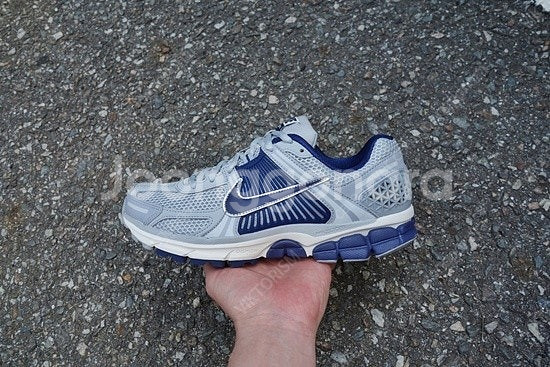 Nike 나이키 줌 보메로 5 그레이 블루 8.5 (2...--2