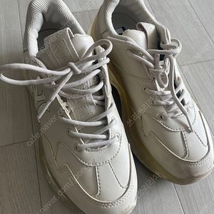 엠엘비 키즈 청키 운동화-240사이즈