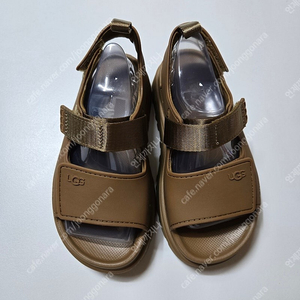 어그 골든 글로우 샌들 빅키즈