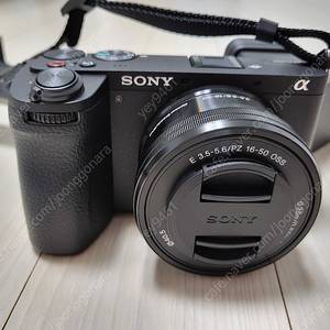 SONY 알파 A6700 렌즈세트 (16-50mm F3.5-5.6) 최상급 팝니다.