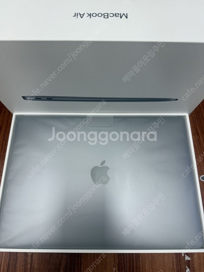 맥북에어13인치2020 SSD512GB 합니다.--2