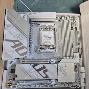 B850m 어로스 엘리트 ice 1.1버전 pc 메인보드 팝니다.