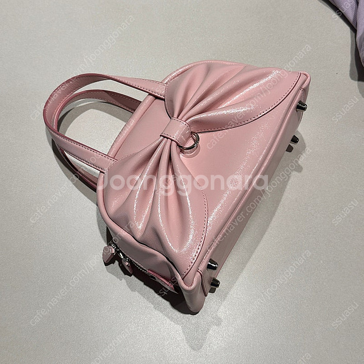 분크 가방 새상품 저렴하게 판매해요 (토크 발라카 토트백 S 페일 핑크)--2